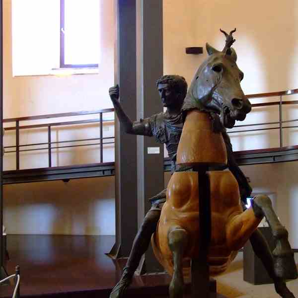 interni museo archeologico